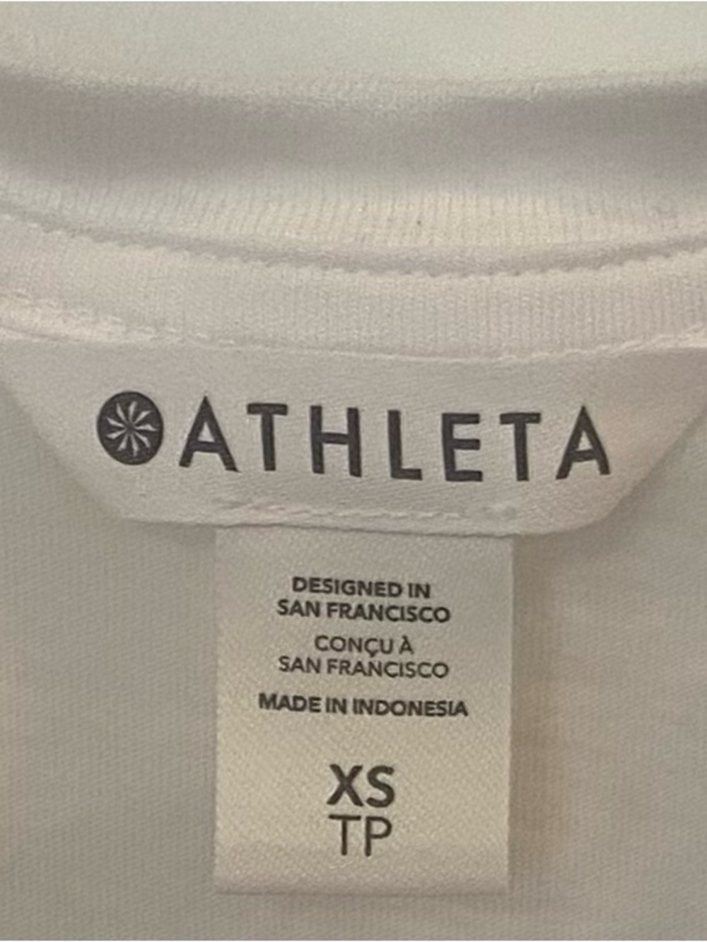 NWOT Athleta Cropped Tank Sz XS White Pit To Pit 17” Shoulder To Hem 18.5” - Picture 2 of 3